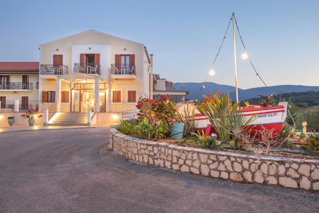 Hotel Sami Beach Hotel 3*
